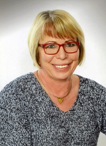 Ines Golla.jpg
